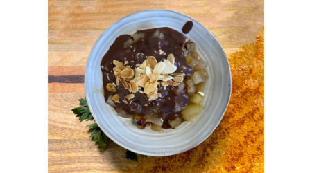 Poire fondante chocolat et amandes effilées